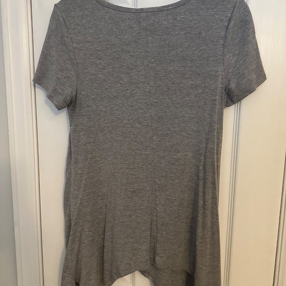 Top - Picture 2 of 2